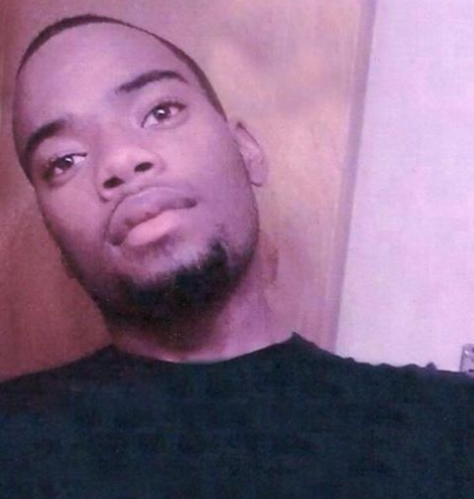 AuroraPD's tweet photo. Sadly, 6 yrs ago, Terrell Ephraim was stabbed to death near E. 28th Ave and N. Wheeling St. No suspects have been ID'd, no arrests have been made. If you have info please call Det. Ingui 303.739.6067 or @CrimeStoppersCO
#JusticeforTerrell #ColdCase
https://t.co/Ga93iWUyWZ https://t.co/3WVo4quuas