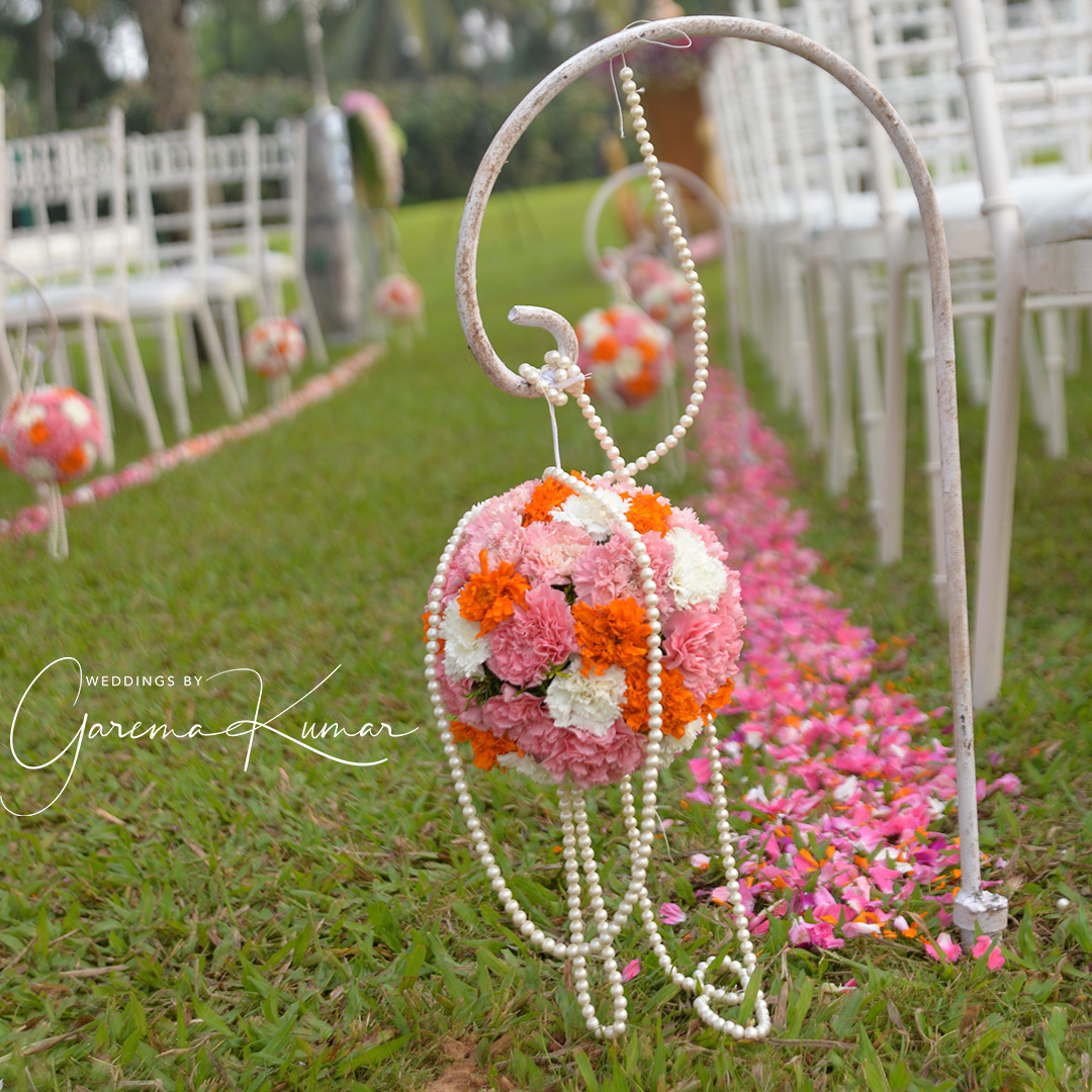 ByGarema's tweet photo. Flower is an elegant way to spruce up your Event such as marriage with Burst of Colour &amp; Freshness!

#gkww #weddingplanneringoa #weddingstylistingoa #goaphotographers #goamakeupartists #wedmegood #indiaweddingplanner #goaweddingplanner https://t.co/AJ1FJAJ1jy