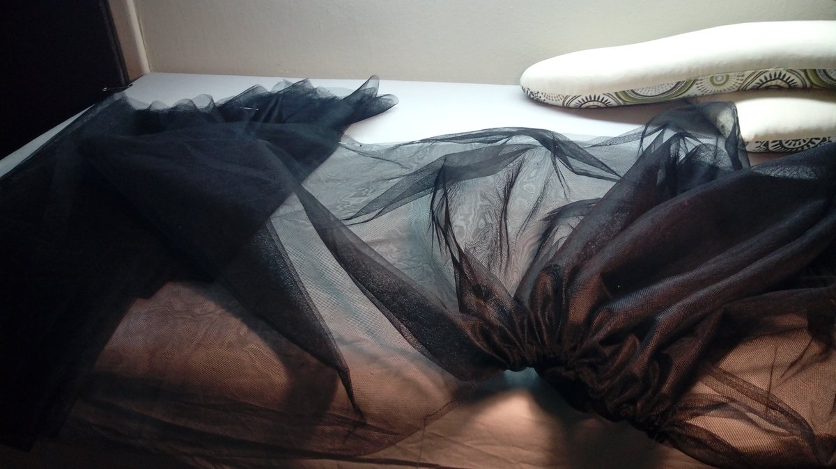 attila_se's tweet photo. Recreate a costume for show #likediva @teatrdrugastrefa. I hate tulle.
#costumemaking #theaterwork #icanworkformoulinrouge https://t.co/NxDJD7OAn0