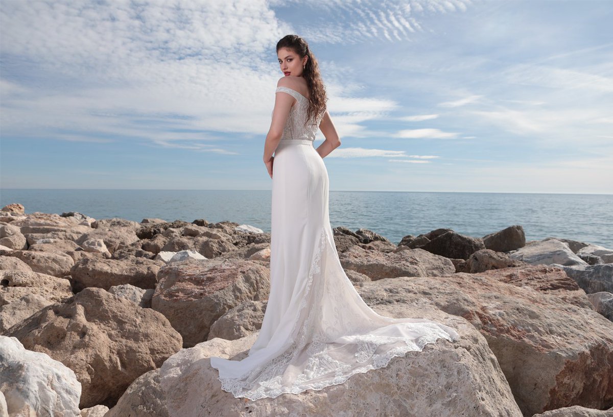 We couldn't resist sharing the stunning <a href="/junepeonybridal/">June Peony Bridal</a> Giselle gown, one of their newest designs.
June Peony Bridal is devoted to creating high quality bridal gowns that’s ideal for fashion conscious, modern brides-to-be.
junepeonybridal.co.uk