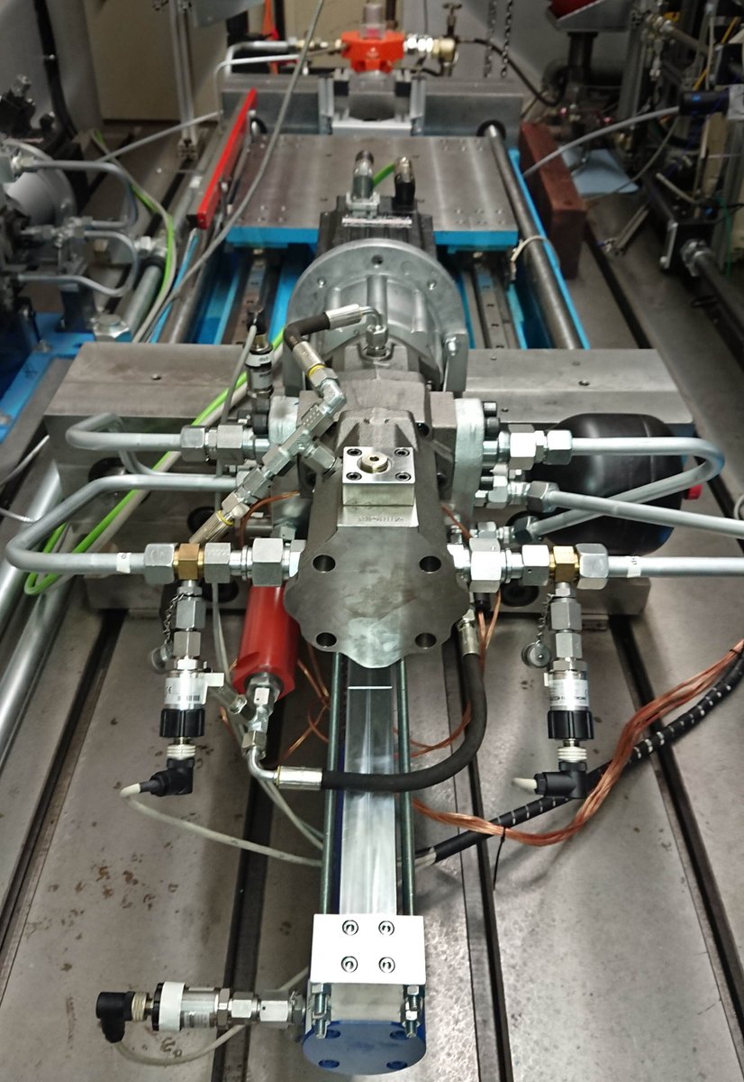 #Fluidtronic <a href="/tudresden_de/">TU Dresden</a>  is developing #Electro_hydrostatic #Compact #Drives with variable transmission ratio. Learn about the benefit and see the drive in action at #IFK2020!