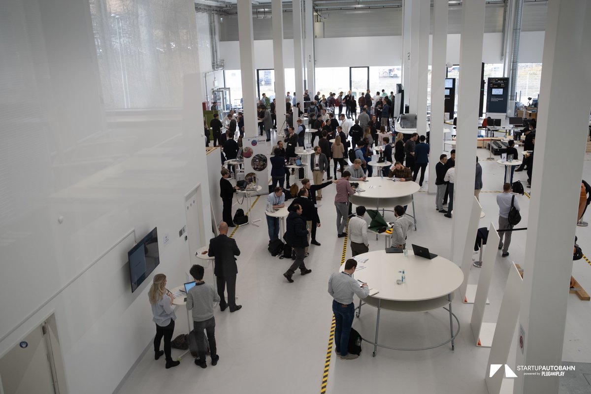 Startup Autobahn 36 International Startups Joined Us In Stuttgart Yesterday To Pitch On Stage And Meet With The Champions And Business Units From Our Anchor Partners Startupautobahn T Co 6h7t7jnzvq