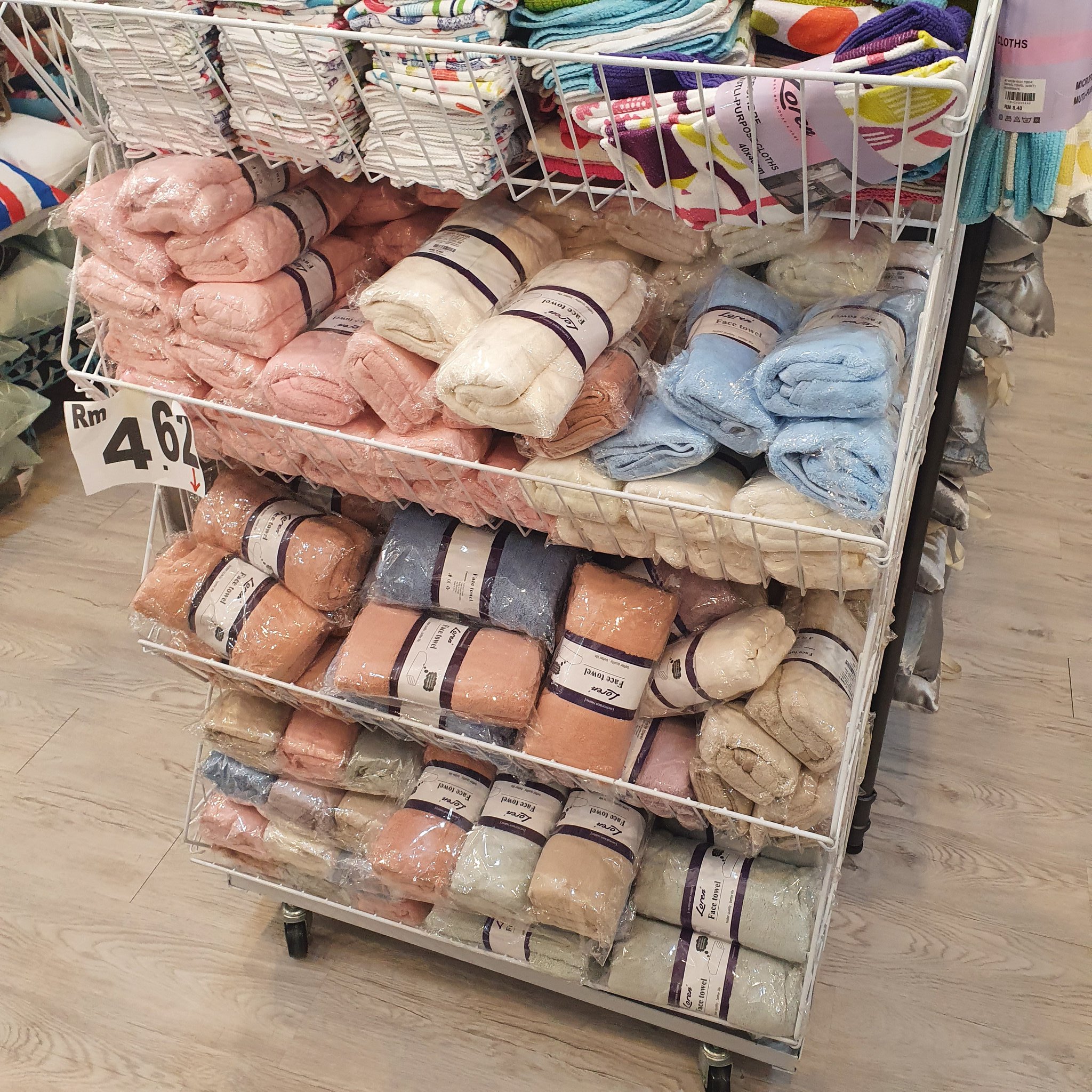 Lily On Twitter Warga Bangi Dekat Romantika Belakang Bangi Gateway Tu Banyak Lagi Stock So Boleh Serbu Https T Co Fjxfm86kqi Twitter