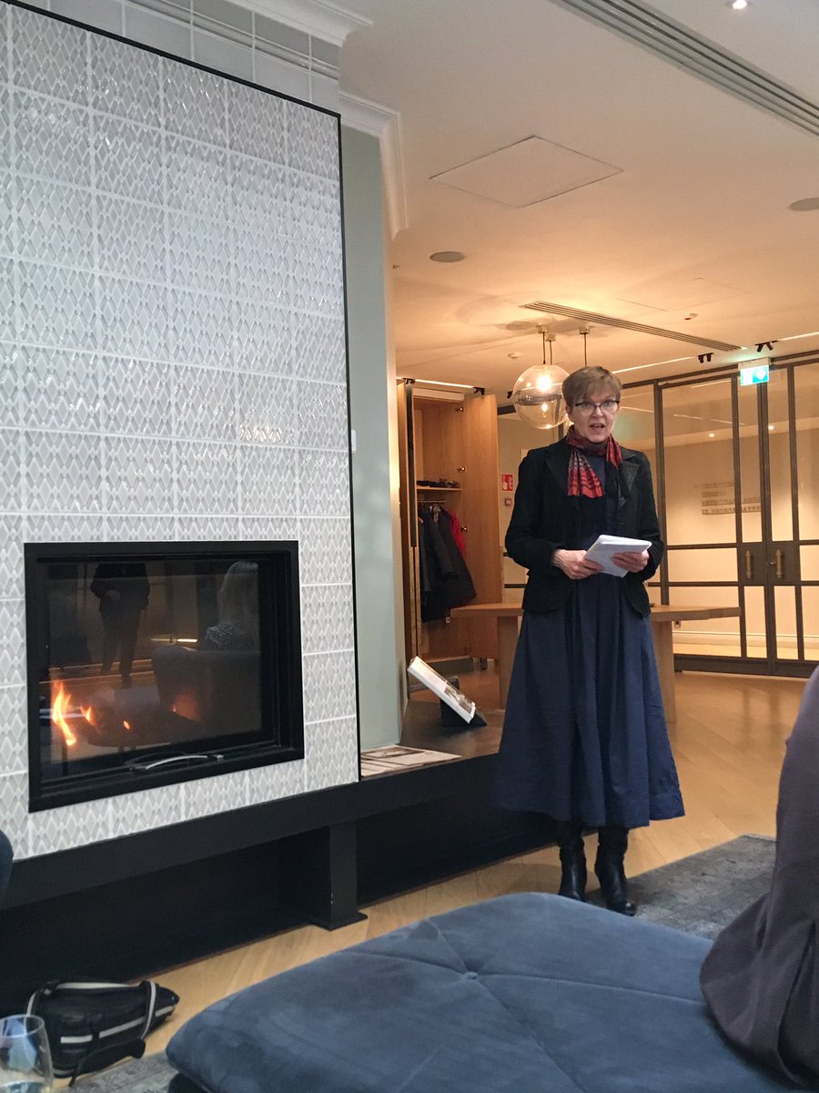 Vilja Levonius (@vilya_maria) on Twitter photo Mitä seuraavaksi, pohtii <a href="/lauraseppanen1/">Laura Seppänen</a>. Alustatalouden ympärillä leijuu kysymys reiluudesta. Osaamisen kehittäminen on myös osa reiluutta. Millä keinoilla ja mitä mahdollisuuksia alustatyöläisillä on kehittää omaa osaamistaan? <a href="/swipe_STN/">SWiPE Research</a> <a href="/tyoterveys/">Työterveyslaitos</a> Mitä seuraavaksi, pohtii <a href="/lauraseppanen1/">Laura Seppänen</a>. Alustatalouden ympärillä leijuu kysymys reiluudesta. Osaamisen kehittäminen on myös osa reiluutta. Millä keinoilla ja mitä mahdollisuuksia alustatyöläisillä on kehittää omaa osaamistaan? <a href="/swipe_STN/">SWiPE Research</a> <a href="/tyoterveys/">Työterveyslaitos</a>