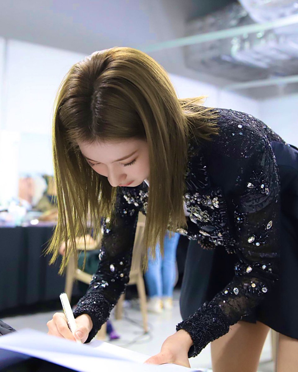 💜💜💜

#TWICE #트와이스 #SANA #사나
#サナ #とにかく可愛い湊崎