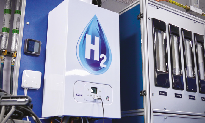 buildplumbmag's tweet image. 2 British companies @baxiboilers,@BristolEnergy have successfully trialled selling ‘heat-as-a-service’ experts believe will pave the way for the #lowcarbon retrofit revolution.@EnergySysCat also tested a hybrid gas &amp;amp; #HP HP system Like RT

modernbuilder.co.uk/2020/02/26/two…