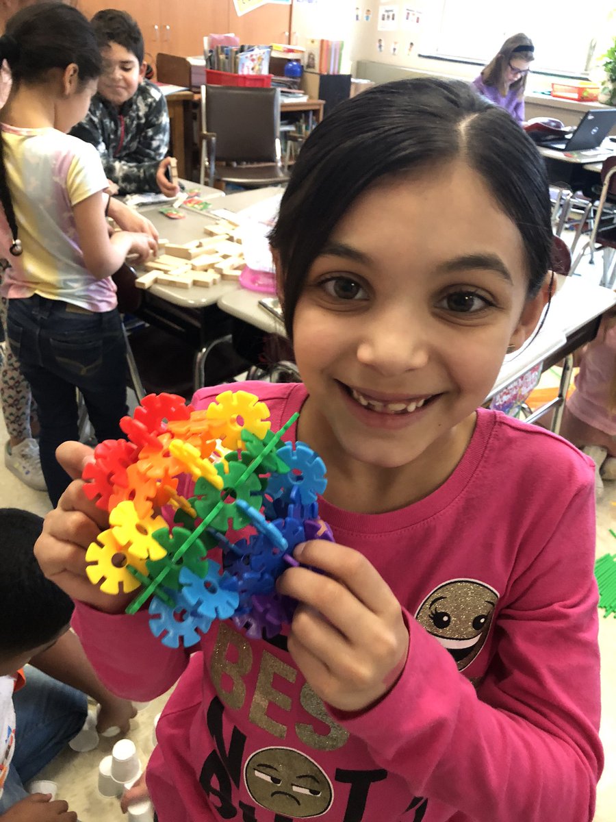 DunkirkSchool4's tweet photo. STEM Block in Mrs. Mirek’s class!!!  #stemblockrocks https://t.co/tOTcXPfJrU