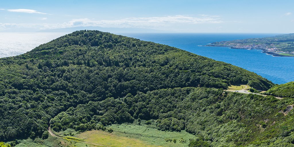 BensaudeHotels's tweet photo. From Terceira Mar Hotel is a stretch to Monte Brasil. Plan a family outing and, if the day is clear, find Pico and S. Jorge islands, In the distance.

#BensaudeHotelsCollection https://t.co/eSrfyUn1hV