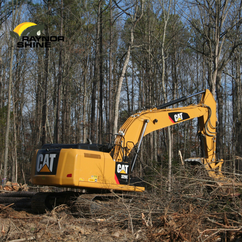 RaynorShine_us's tweet photo. Raynor Shine is a full service land clearing and wood recycling company specializing in clearing land and right of ways. So when you need land clearing, give us a call at 1-877-975-8733! https://t.co/D5sPppR1Ak  #RaynorShine #FloridaMulchSales https://t.co/Ws9GrfJsHA