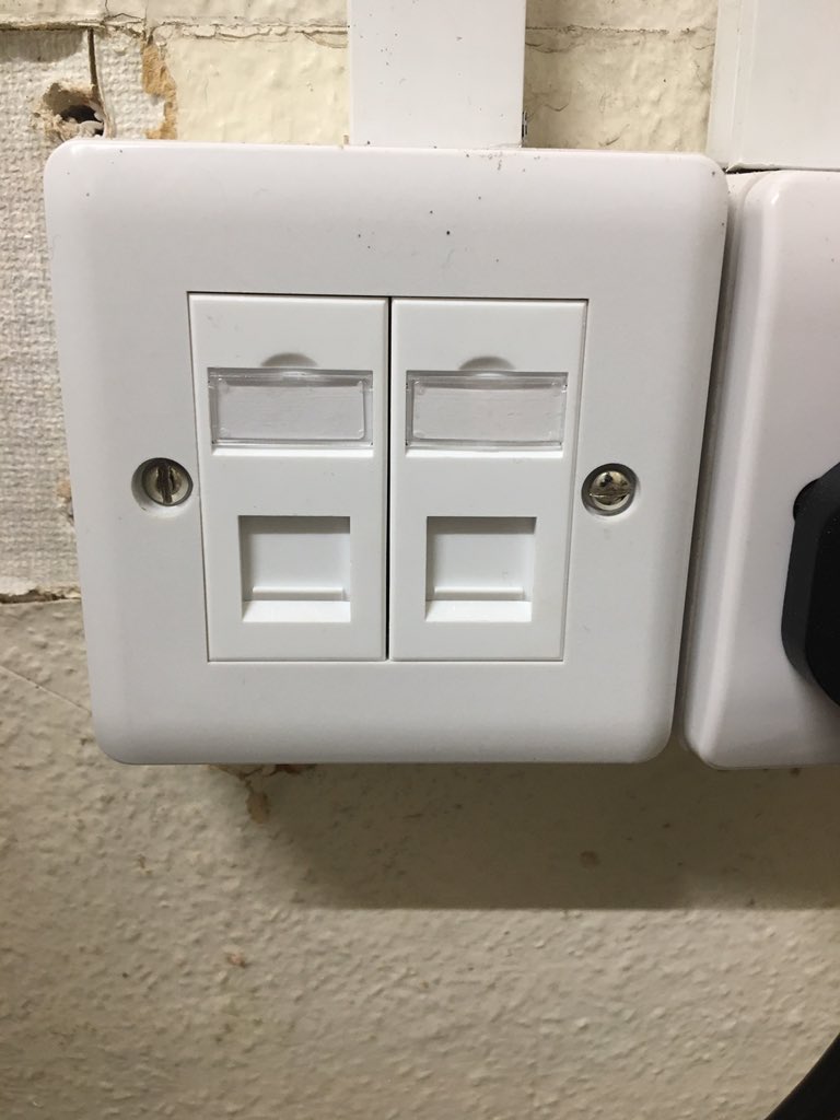 Called out to a job because their sockets didn’t work. They weren’t even labelled! 🙄 #basiccablingfail After an evening of toning and testing we located AND LABELLED the cables at both ends.