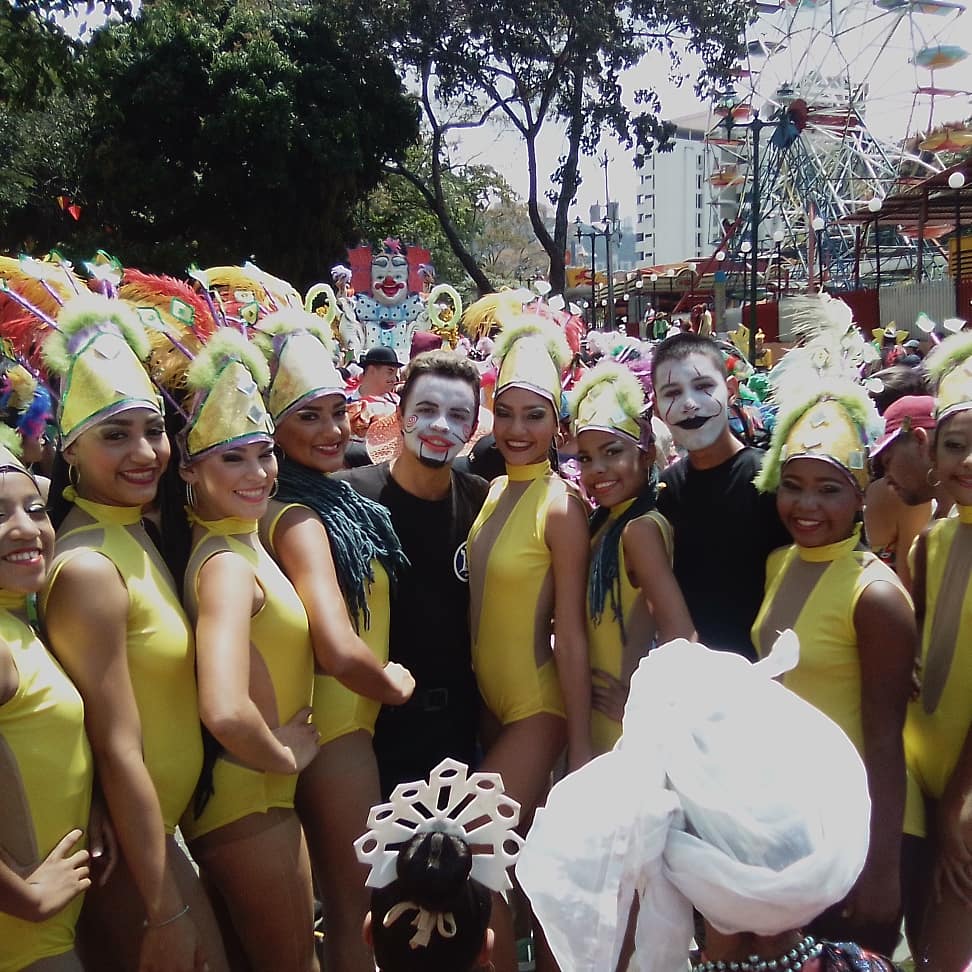 Alex05daniel's tweet image. Carnavales 🤩🤩🤩🤩🇻🇪 2020