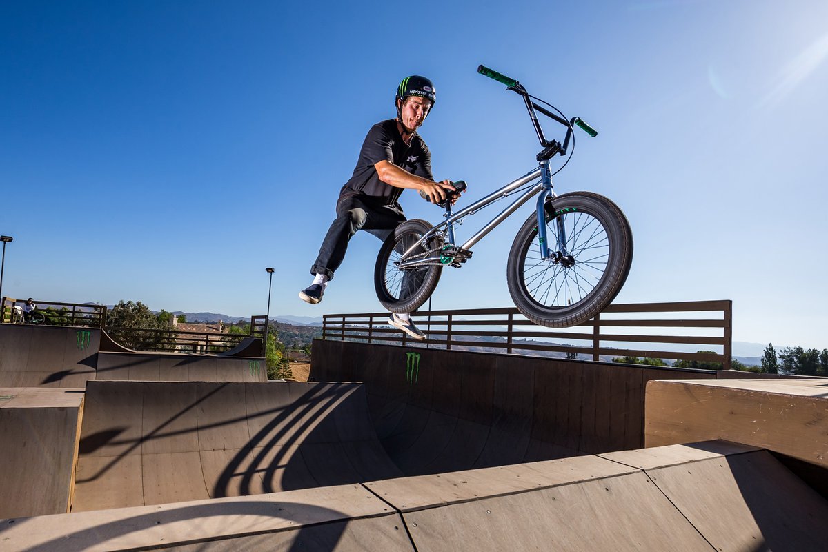 💥 В этом сезоне у нас обновление а ассортименте - BMX велосипеды. 

💣 Подобрать BMX велосипед - velmax.com.ua/bmx-velosipedy… 

BMX Stolen - velmax.com.ua/velosipedy-sto… 

BMX Mongoose- velmax.com.ua/velosipedy-mon…

#VELMAX #Велосипед #StolenBike #Stolen #MongooseBMX #BMX
#StolenBMX #Mongoose