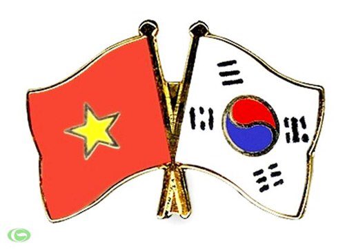 TriPhong9's tweet photo. mọi người ơi, đừng làm khác sẽ bị loãng hashtag đó! Em học anh bảo tuần lộc tí
Thứ 1
#ApolozieToVietnam
Thứ 2
#YTN_사과해
Thứ 3
#베트남을존중해 
Kakak https://t.co/Rq7TfDPFjM
