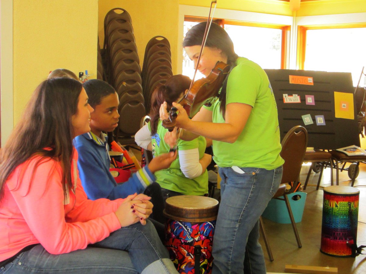 TTFFCamp's tweet photo. Did you know Sophie's Place is our music therapy program in partnership with Wells Fargo and the Forever Young Foundation?

#thetaylorfamilyfoundation #WellnessProgramWednesday #MusicTherapy #Livermoreca https://t.co/usqP2WFqAS