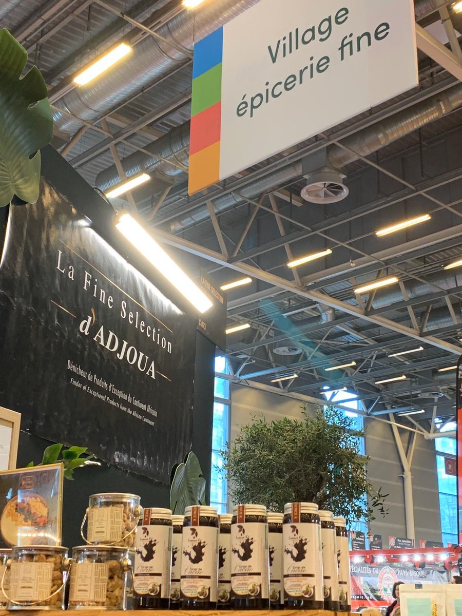 ESSENCEK7's tweet photo. Retrouvez votre sirop de cacao au #SIA2020 Salon International de l'agriculture Paris Expo du 22/02 au 01/03/2020. RDV au Village épicerie fine à @La Fine Sélection D'Adjoua.

#incub'ivoir
#OCCotedivoire
#PureSaveurCacao
https://t.co/iTP676PzCQ
https://t.co/Vh4zFWNYmc https://t.co/WKdm3GBrGC