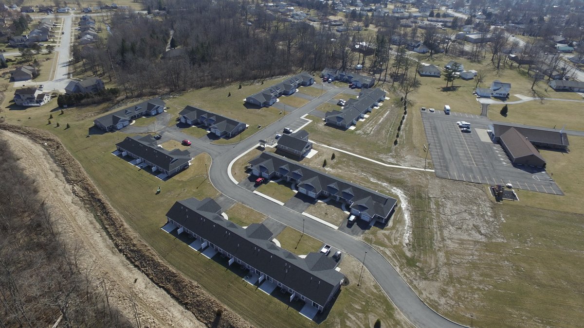 Some things are just better seen from up high! 😄☁️☁️

#SeniorLiving #CommercialConstruction #CommercialContractor #RCSConstruction #DroneFootage