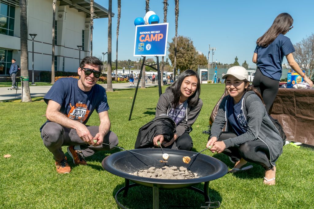 ASICSUF's tweet photo. Itβs time Titans! Join us tomorrow, the 27th, as we celebrate National Rec Day outside the SRC. There will be an outdoor ninja course, food trucks, massages, and so much more! Hope to see you there! πͺ #TitanRec #howdoYOUrec #nationalrecday2020 https://t.co/mfXWG4hI0C