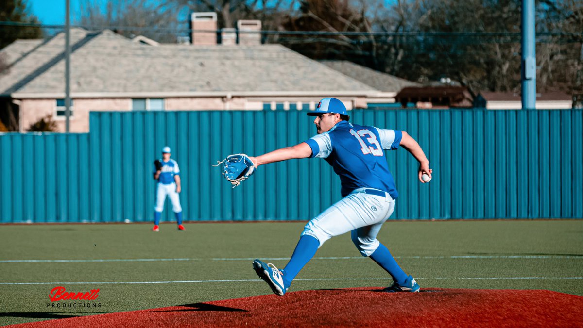 Adam Bennett tweet media