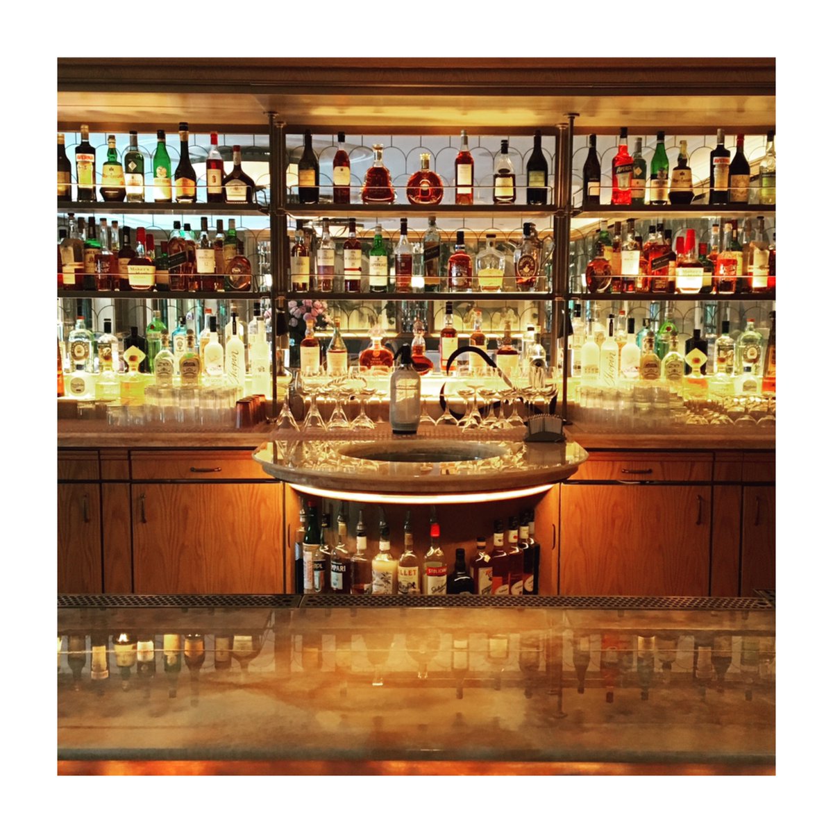 Light up the night at The Surf Club Restaurant! The bar is stocked and ready to mix you a cocktail or two. #TheSurfClubMiamiBeach #SurfsUpSince1930
