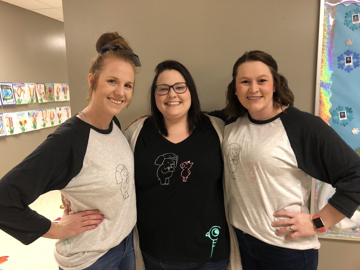 HeusnerReading's tweet photo. Dressed and ready to see Elephant and Piggie production today with our kindergarteners! Thanks to Salina Education Foundation for making it happen! #Why305 #HeusnerPride #PublicSchoolProud https://t.co/zULgoDL32M