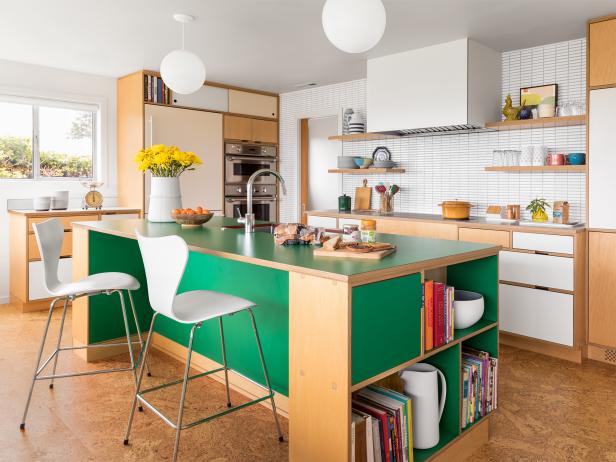 Loving that 60s vibe? Check out these modern kitchens that perfectly blend contemporary and retro elements: hgtv.com/design/rooms/k…