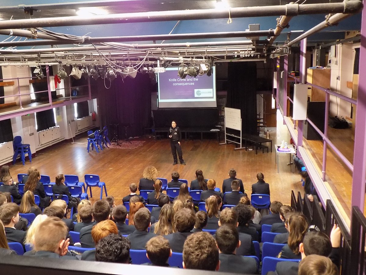 OutwoodHaydock's tweet photo. Yesterday our Y8 & Y9 students enjoyed the #cutitout presentation supported by the #danielfoxfoundation and workshop from our Community Support Officers. #nomoreknives #wecarewesupportweachieve https://t.co/uaRlDeOdNx