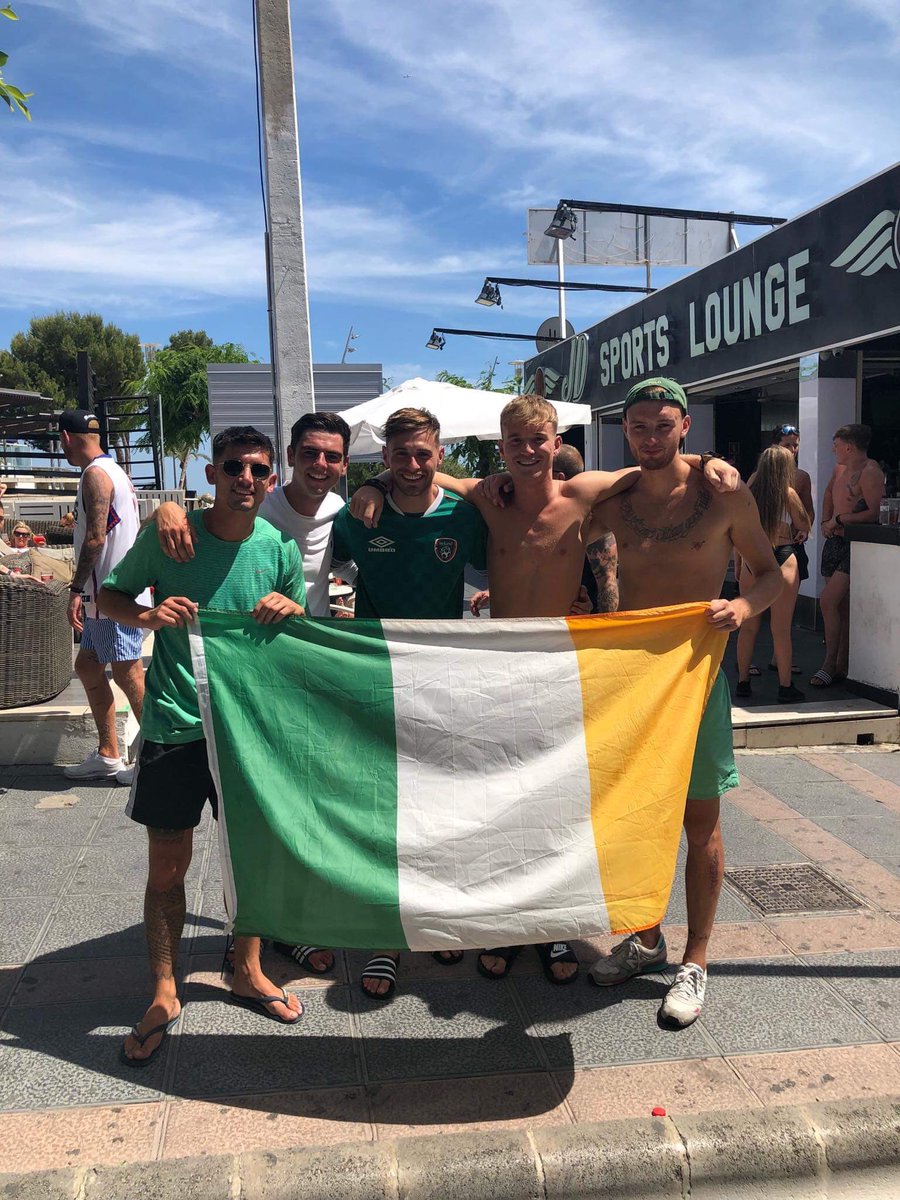 lounge_jd's tweet photo. ITS COMING BACK!!! We are bringing back our Irish Sunday Pints starting May. We will be playing the old Irish classics plus the cheesiest song there is, along with all the latest GAA fixtures. #jdsportslounge #irishsunday #gaa #chessysongs #sundaypints #maga https://t.co/0ZeDS9h2kO