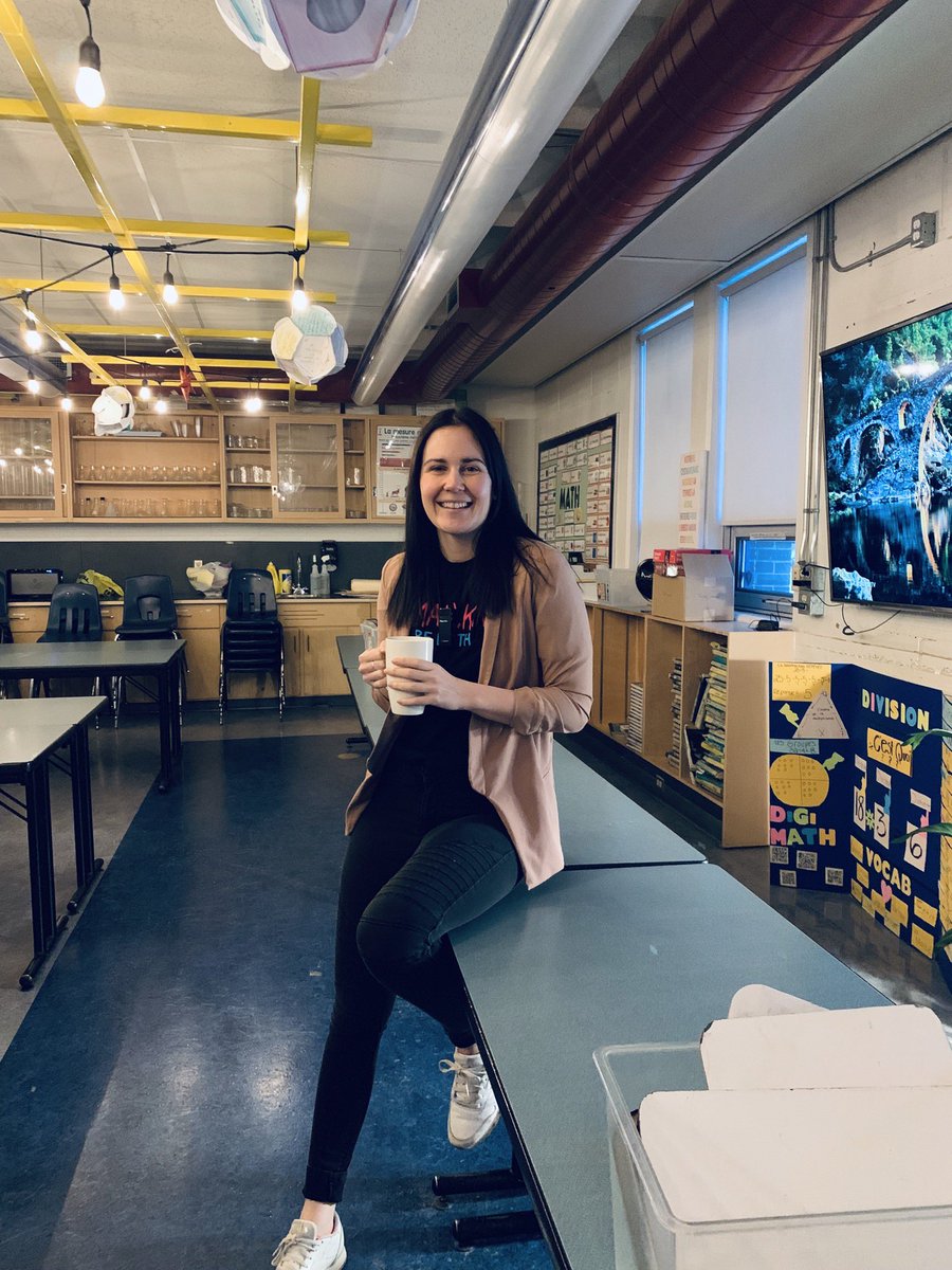 SuperStuRDPSD's tweet photo. Bon matin Twitterverse, I am @Andreannet91 from @cmscyclones . I am part of the French Immersion team and I will be sharing our #PinkShirtDay with you!  Bonne journée à tous! #RDPSD #RedDeer https://t.co/EP2osU5GK7