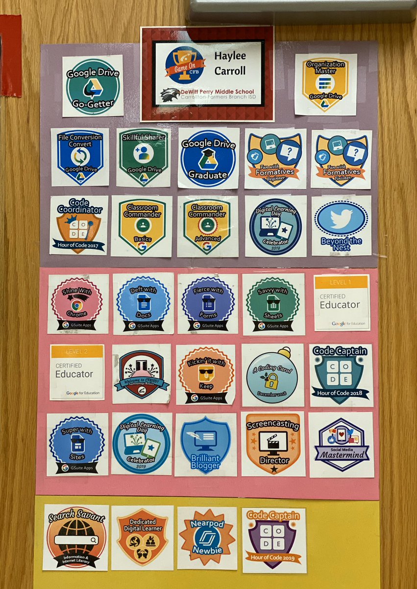 HayleeMCarroll's tweet photo. 6 new badges to add to the collection! π
#JustDeWitt @CFBDLS #GameOnCFB https://t.co/3G9O6Wveby