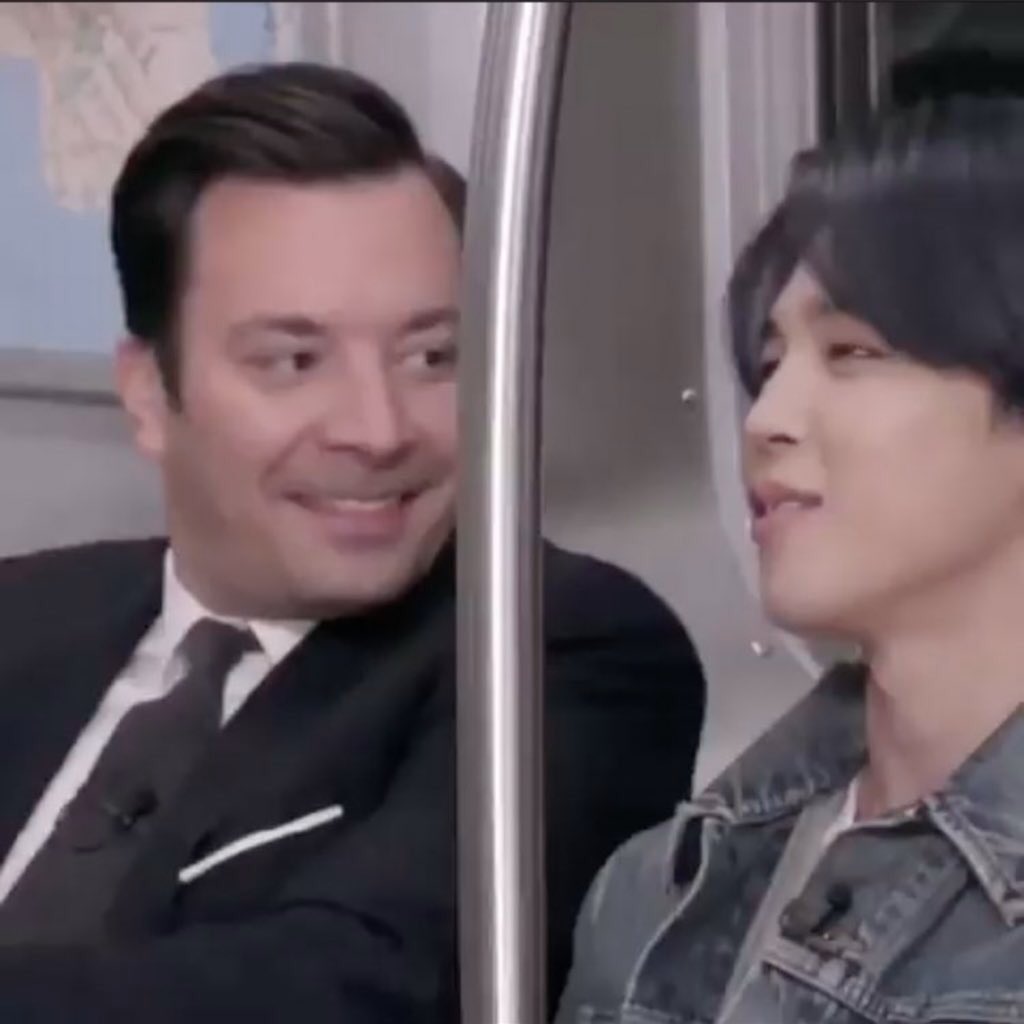 lovelyfilter's tweet image. men being whipped for jimin; a never ending thread 🤚😌