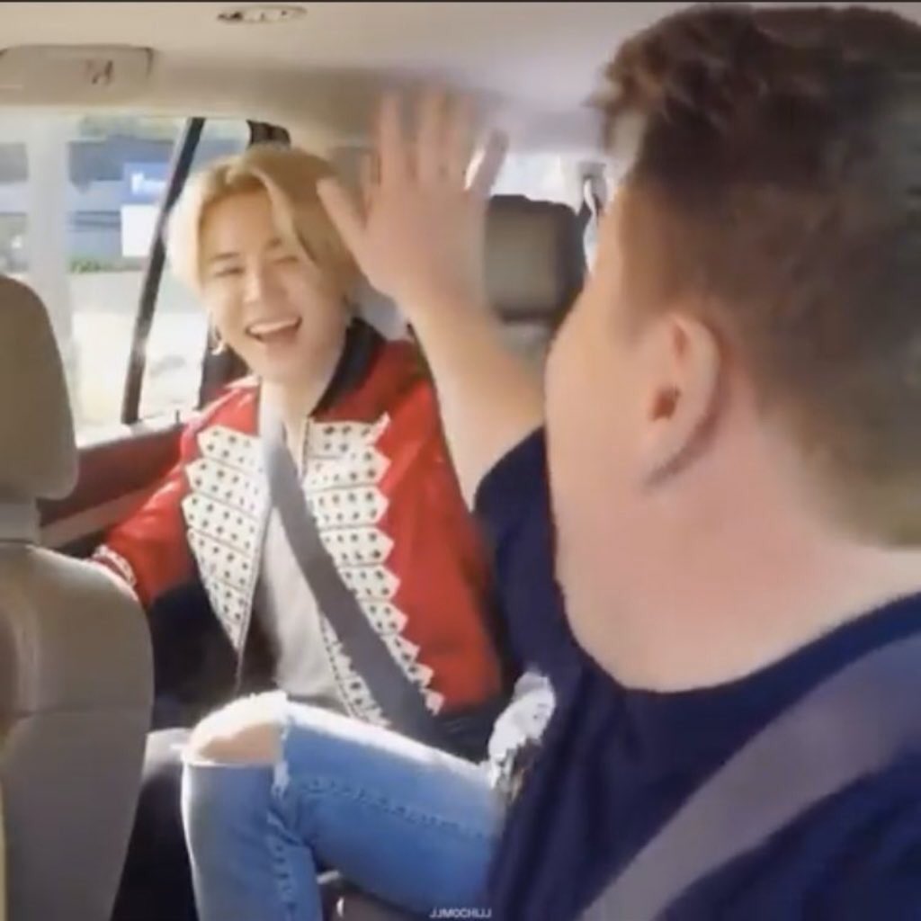 lovelyfilter's tweet image. men being whipped for jimin; a never ending thread 🤚😌