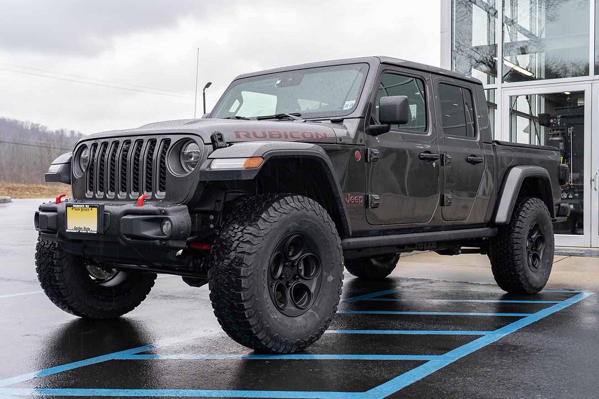OK4WD's tweet photo. Making Today Iconic 🤙thanks to @IVDSuspension Stage 1 2.5” suspension lift @SteerSmarts YETI Adjustable Front Trackbar @AEVconversions Savegre II with 37” @BFGoodrichTires BFGoodrich Tires KO2

Check out more of this ionic build: https://t.co/3qMUOAX6uy https://t.co/NLzKUPDvj5