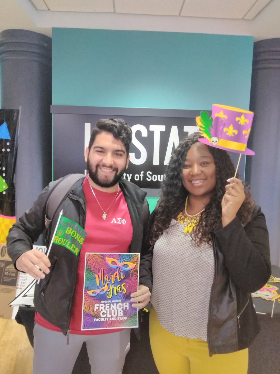 AraceliHLaroche's tweet image. Aujourd&apos;hui. Today @UpstateDining avec Sakidra @sodexoUSA #MardiGras2020 @uscu_frenchclub #FR1011 Merci @DrAndreFortune @UpstateStuLife Play #French Trivia @mme_colnot @LLC_Upstate @USCUpstate  @UpstateCAHSS #UpisWhereWeLive #LeadWithLanguages