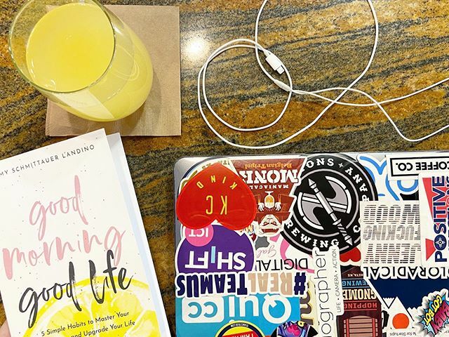 jencoleICT's tweet photo. Travel + work + play + Spiritual goodness ✨✨😁😁 | #sandiegobound #mimosatime #airportfun #goodmorninggoodlife #SMMW20 #beinspired #workfromanywhere #denvercolorado #stickermagic https://t.co/eniWUGW6l9