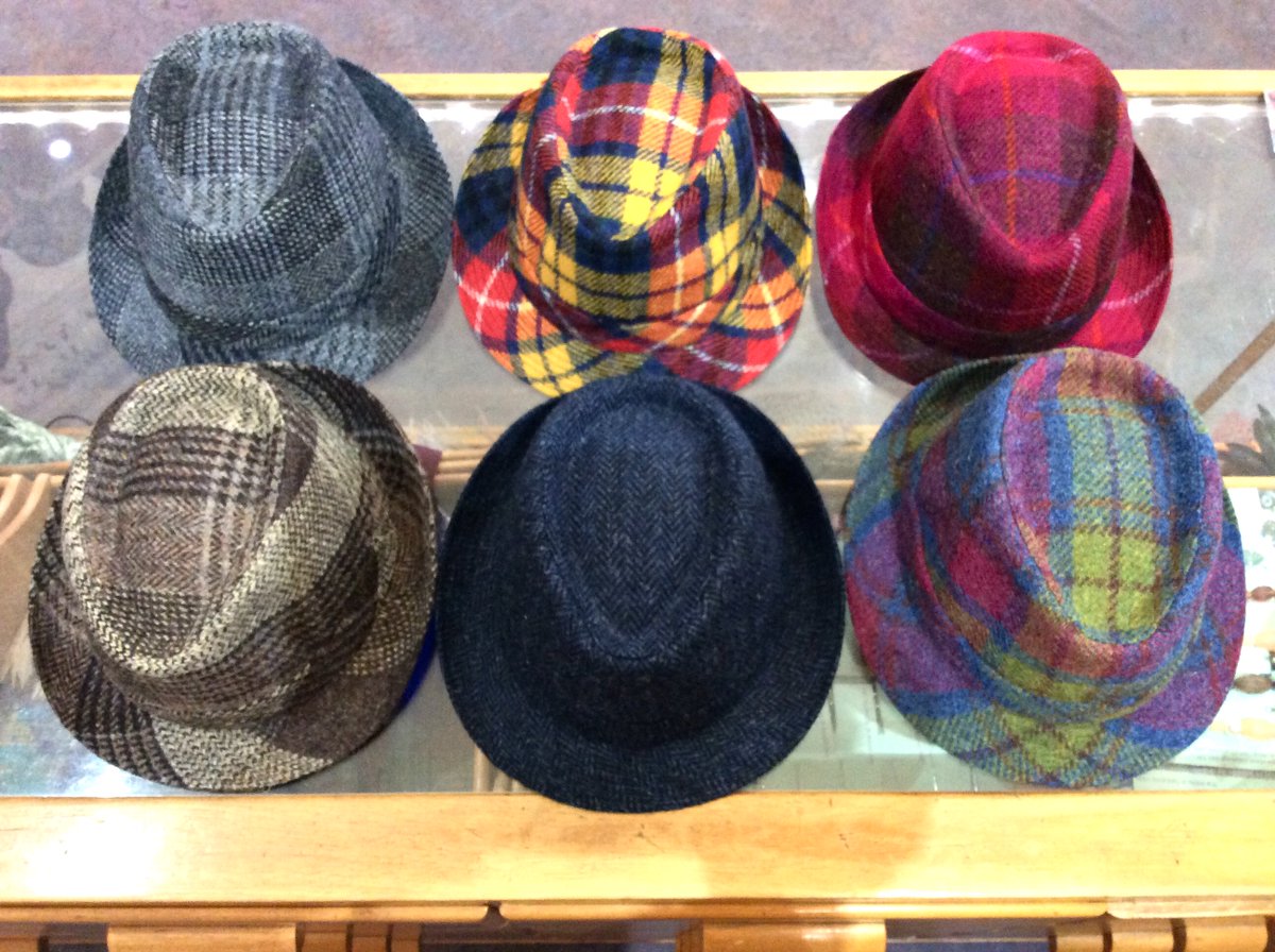 Fabhatrix's tweet image. Which is your favourite Harris Tweed Trilby ? #harristweed #trilby @Fabhatrix #hatshop #scotland #scottishdesign #handwoven #westernisles @harristweedauth @CarlowayMill @VisitScotland