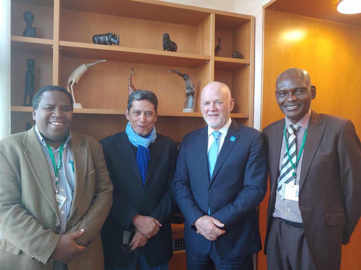 ThomsonFiji's tweet photo. Very useful talks in Rome with journalists from African Network of Environmental Journalists. Want to get your environmental message out in #Africa ? Contact the #ANEJ - they comprehensively cover the continent with their membership and spread the SDG message. https://t.co/4p3nX9ysJq