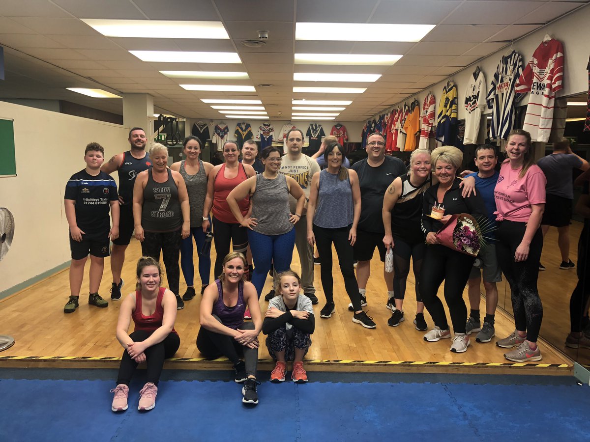 bg_centre's tweet photo. Tuesday 10am Tabata and 5.30pm beginners class #TEAMGOULDING 🦁 https://t.co/VTM44BNIza