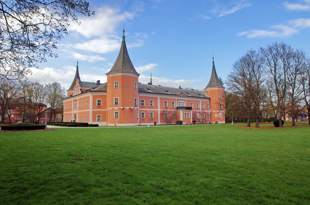 WikimediaSE's tweet photo. FindingGLAMs Challenge - hittade vi något? / FindingGLAMs Challenge - did we find anything? #findingGLAMs https://t.co/bn6uLs2FKu https://t.co/aOmfHoiVee