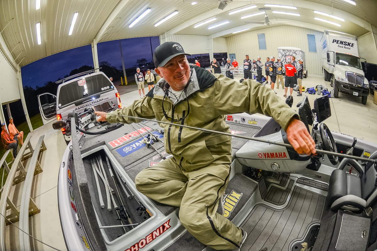 MajorLeagueFish's tweet photo. Catch up with the Top 10 anglers of the @FavoriteRodsUSA Stage Two Presented by @BassCatBoats as they gear up for the Championship Round on Lake Okeechobee!
Gallery: https://t.co/K4KzeYPyS8
#MLFokeechobee #bassprotour https://t.co/QqONWuDmzF