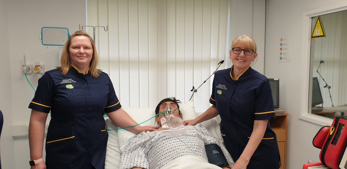 SIM team rocking their new uniform <a href="/MedicalEducati6/">Medical_ Education@Medway FT</a> <a href="/Manisha44769483/">Manisha</a>