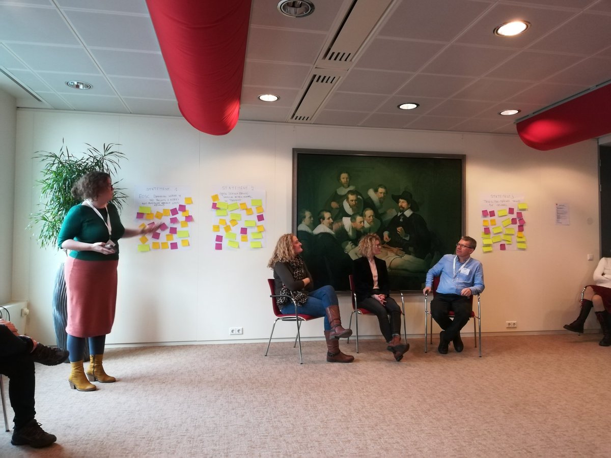 OpenAIRE_eu's tweet photo. Discussion on: "should the #EOSC be a branding for training"?
Is it the only alternative or individual training perspectives are still crucial and more targeted on local needs?
Is #EOSC branded training a no-man's land or is it relevant just funding-wise?
#TraininginEOSC https://t.co/Iq7gDyCxfC