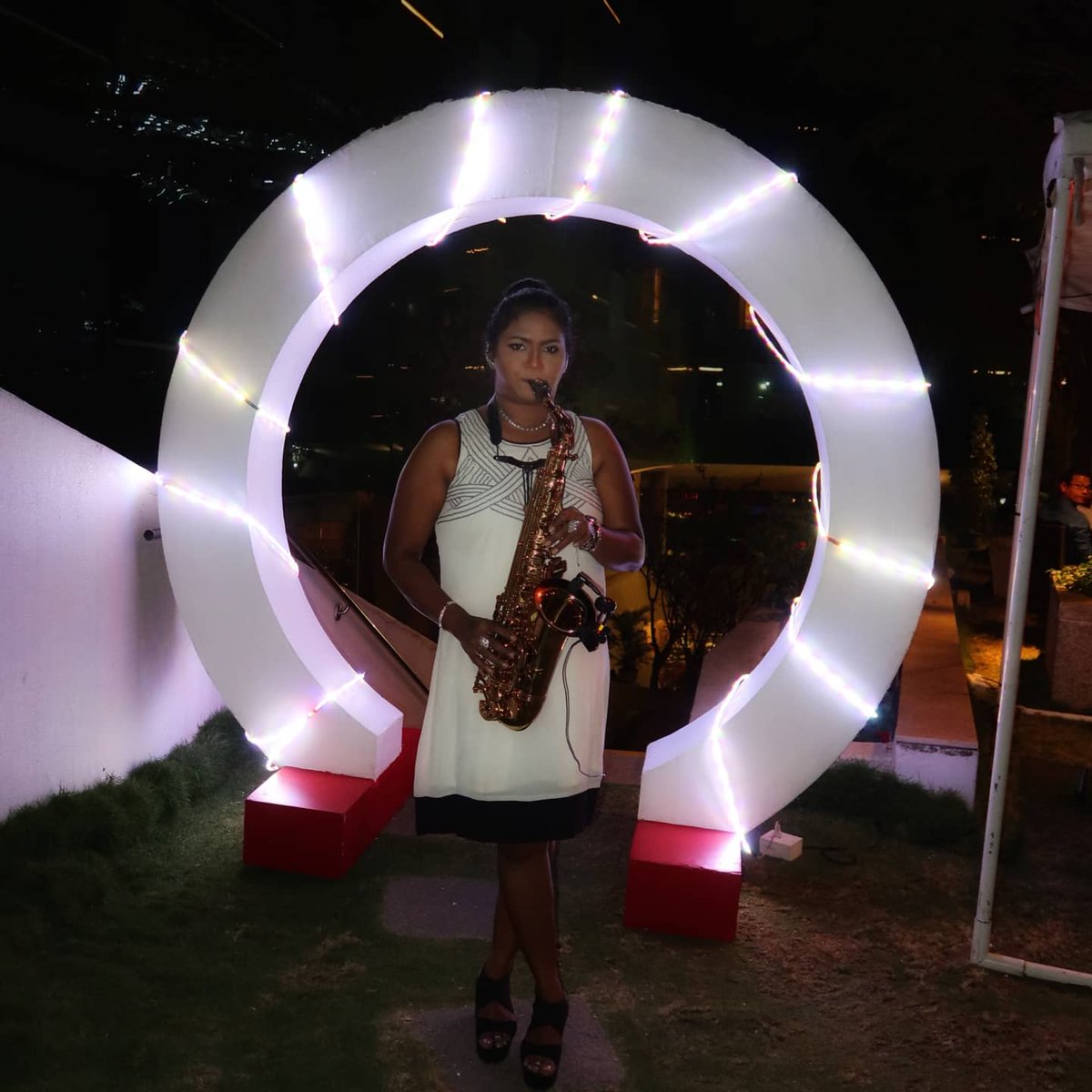 SaxSubbalaxmi's tweet photo. Performing in Bengaluru today π· @VivantaWhitefld.... Special thanks to @VivantaByTaj @TajHotels
@SaxSubbalaxmi @LBR_KO @IndiasGotTalent #SaxWithSaree #LadySaxophonist #FemaleSaxophonist #IndianSaxophonist #BestSaxophonist #YuvaKalaBharathiAwardee #PadmaBharathiAwardee https://t.co/XiEWfvYY35