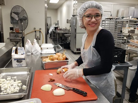 MeridianIntl's tweet image. In Raleigh, NC #IVLP participants from Argentina engaged in a community service event with the South Wilmington Street Men's Shelter. A great way to get involved while learning about the incredible work being done in the city 🎊 @StateIVLP @IntlFocusNC