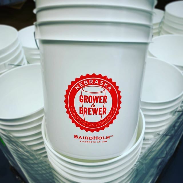screeninc's tweet photo. Custom printed brewing buckets. 👍 ✌️ 🤙 .
.
.
.
.
.
#customprinting #homebrewing #screeninkne #brewbucket #custommerch https://t.co/rQ00GZyqXM https://t.co/DONA3yL18X