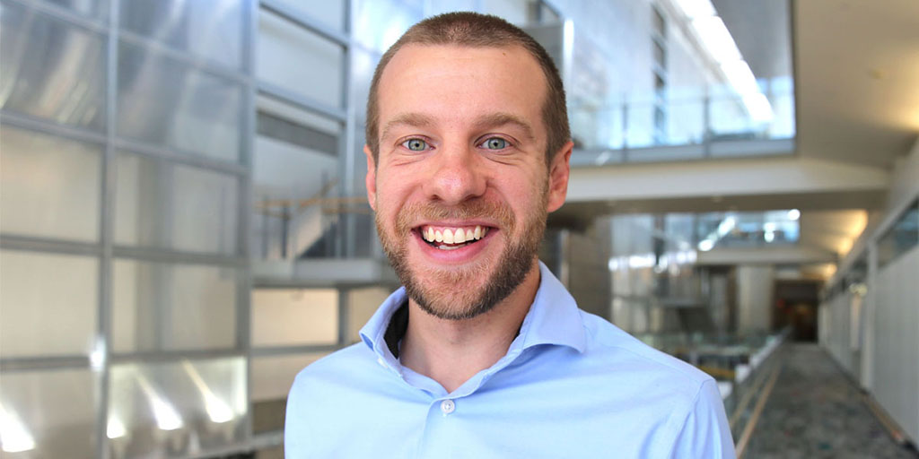 .<a href="/UW_MechEngr/">uw_mechengr</a> and <a href="/UWMadisonECE/">UW Madison ECE</a>’s Joseph Andrews creates #PrintedElectronics for #biosensors and harsh environments. He’s working with <a href="/uwsmph/">UW School of Medicine and Public Health</a> researchers to develop an inexpensive, portable #HIV test for newborns in remote areas.

engr.wisc.edu/focus-on-new-f…