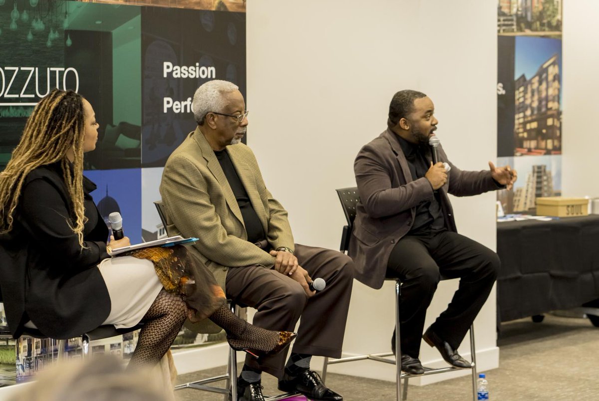 JacobBe45788500's tweet photo. This is beautiful! S.O.U.L. (Shades of Unified Leadership) did an amazing job with this #BHM event. They highlighted the progress made to promote civil &amp; black voting rights with such a nice display &amp; two phenomenal speakers! #Bozzuto #blackhistorymonth

https://t.co/s5nZYsUr5d https://t.co/y1UVIgnwyW