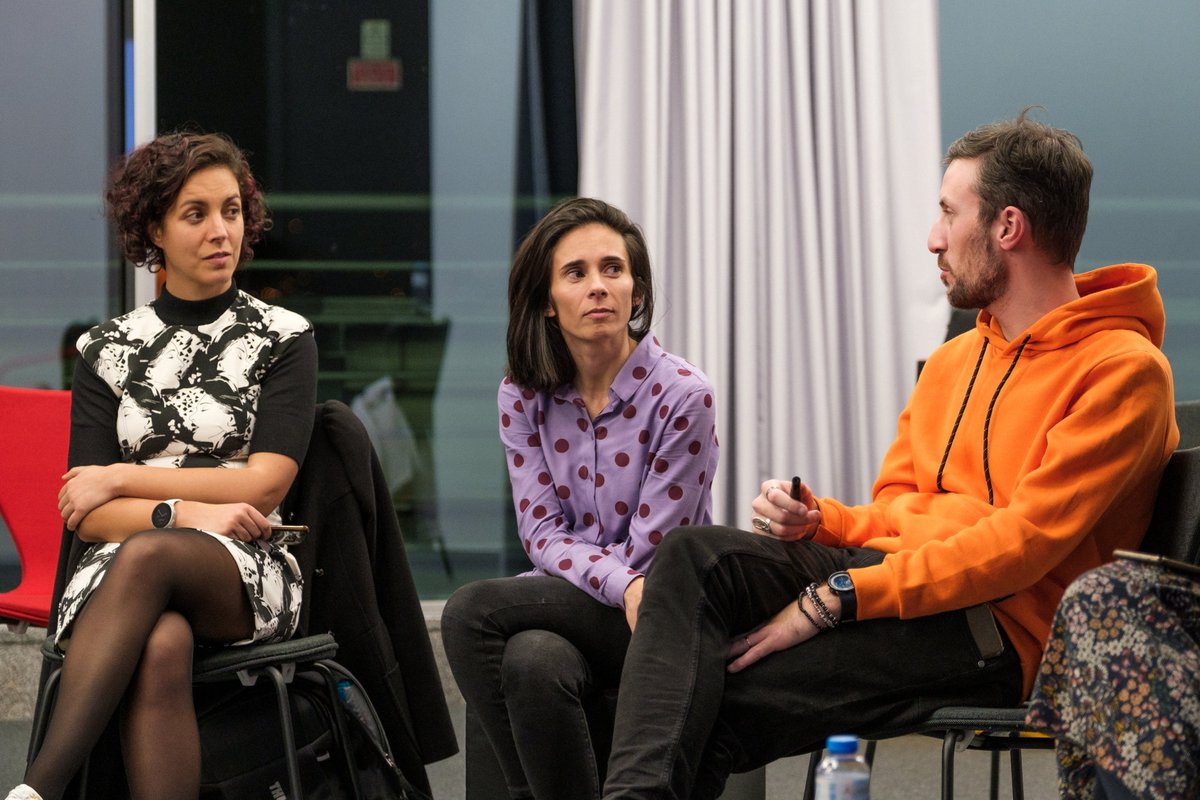 OutSystemsEng's tweet photo. Last week, we hosted a @LadiesThatUX_Lx event, with the theme "The Future of #Accessibility". We had a great time talking about the topic; everyone was eager to share their thoughts and experiences. #LifeAtOutSystems #LadiesThatUX #UX 📸: @thediogocastro https://t.co/aNeEk0sjDF