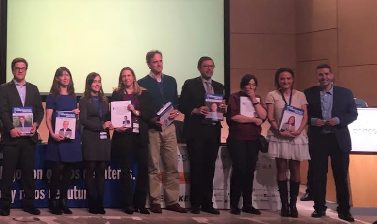 #RealeNews📣 Estamos orgullosos de ser una de las empresas reconocidas en el 1⃣5⃣ aniversario del #AnuarioCorresponsables en la #JAnuario2020MAD

Recoge el premio nuestra Responsable de #RSE <a href="/aesreponsable/">aesresponsable</a> 

¡Gracias <a href="/Corresponsables/">Corresponsables</a>!