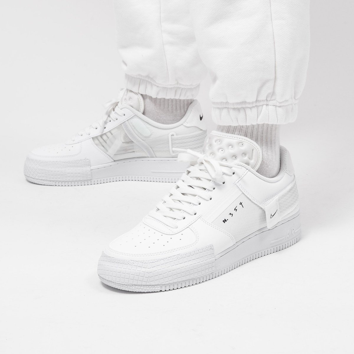 air force 1 type triple white