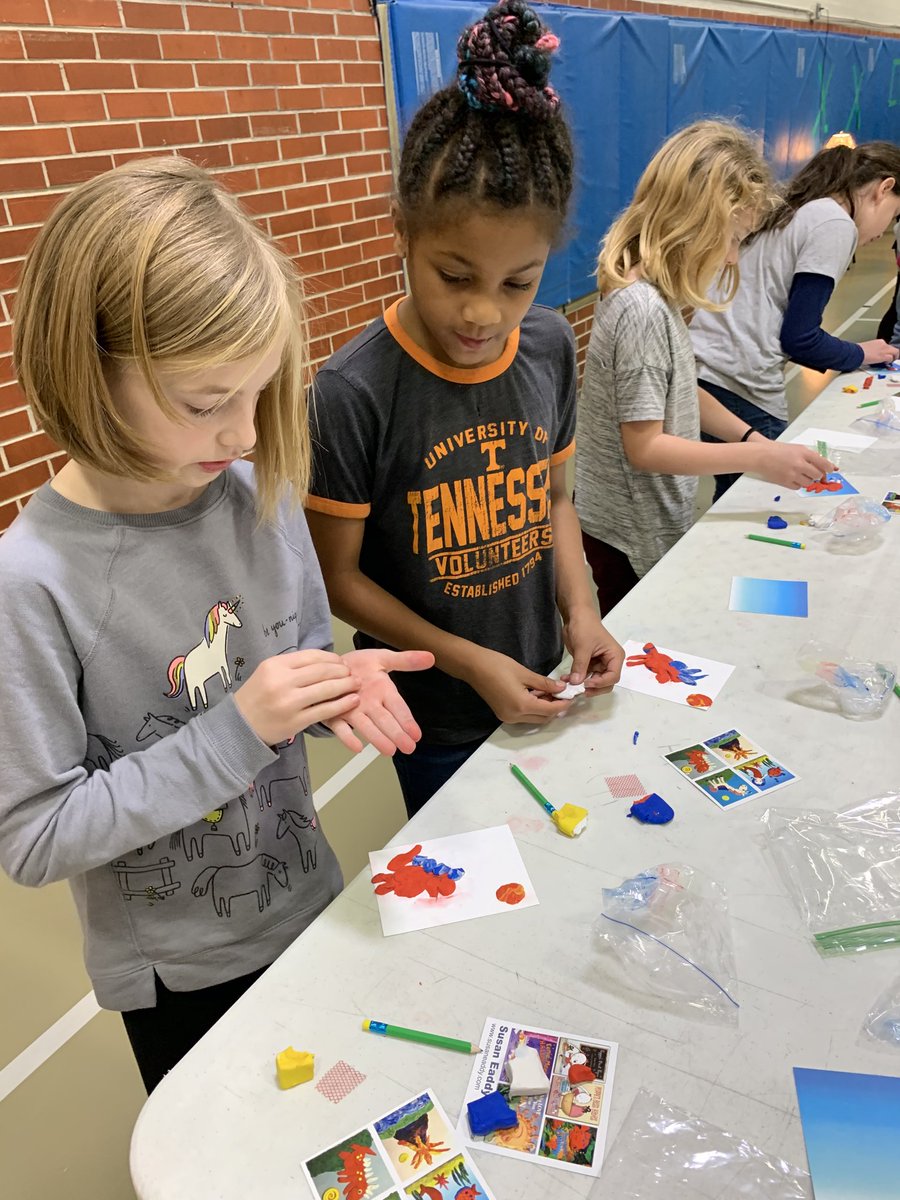KCS_JeffLibrary's tweet photo. Our #claythings are turning out GREAT!!!! More to come!!!! @EaddySusan we appreciate your time and talents!!!! https://t.co/dZdrYpq1pH